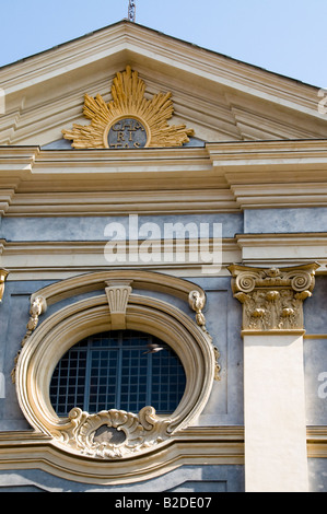 Les détails architecturaux de l'église St François de Paule, dans la vieille ville de Nice, Côte d'Azur, France Banque D'Images