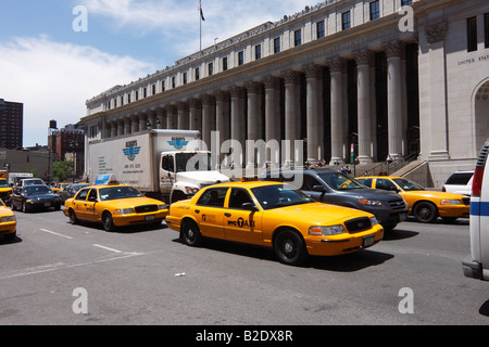 La huitième avenue trafic - New York City, USA Banque D'Images