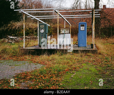 La station d'essence abandonnés, Mecklembourg-Poméranie-Occidentale, Allemagne Banque D'Images