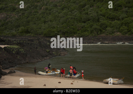 Rafting sur le Zambèze Banque D'Images