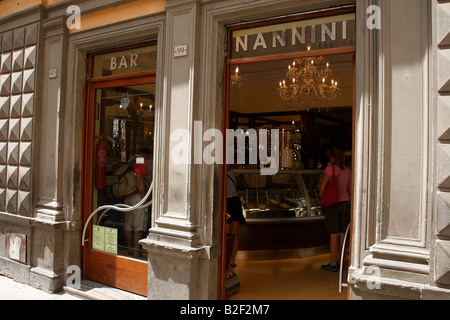 Bar Gelateria nannini shop avant Via Banchi di Sopra sienne toscane italie Europe Banque D'Images