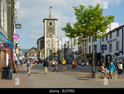 Le Moot Hall et la place du marché, Keswick, Parc National de Lake District, Cumbria, Angleterre, Royaume-Uni Banque D'Images