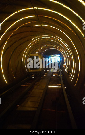 Train sous le Bund Shanghai Chine Banque D'Images