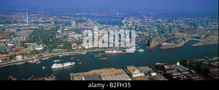 Areal Le port de Hambourg et St Pauli Banque D'Images