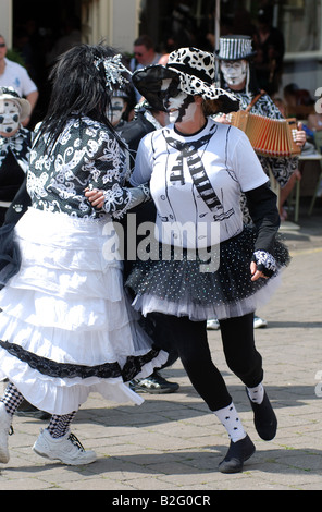 Digue de porc Molly Morris Dancers à la Warwick Folk Festival, UK 2008 Banque D'Images