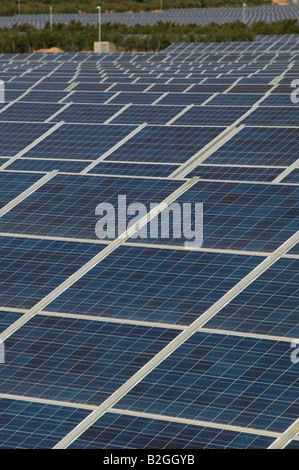 Parc photovoltaïque solaire à Beneixama, Alicante, Espagne Banque D'Images