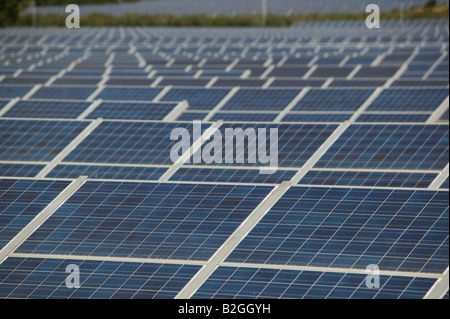 Parc photovoltaïque solaire à Beneixama, Alicante, Espagne Banque D'Images