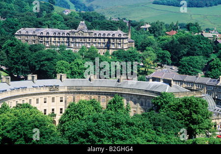 Le Croissant et l'Palace Hotel Buxton Derbyshire Peak District Anglais ville thermale townscape England UK Banque D'Images