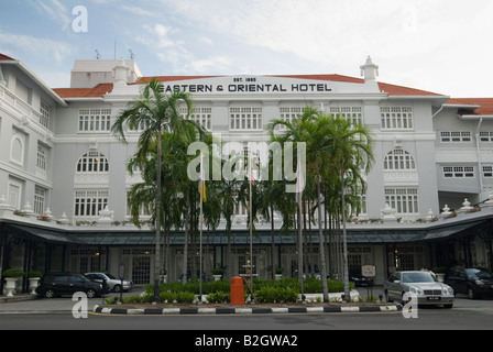 Façade coloniale de l'E & O hôtel de luxe fondée par l'Arménien Sarkies Brothers en 1895, Georgetown, Penang, Malaisie Banque D'Images