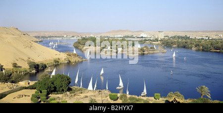 Géographie / voyages, Egypte, Assouan, vue de l'Aga Khan à Nausoleum Kitchener£s Island, Nil, Kitchener, cuisiniers, navire, Banque D'Images