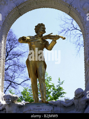 Strauss, Johann (fils), 25.10. 1825 - 3.6.1899, compositeur autrichien, mémorial, statue dorée, construite en 1921, sculpteur : Edmund Hellmer, Stadtpark, Vienne, Autriche, Banque D'Images