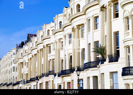 Vue sur terrasse de Régence maisons sur Brunswick Square, Brighton et Hove (Royaume-Uni) Banque D'Images