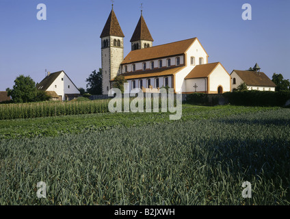 Géographie / voyage, Allemagne, Bade-Wurtemberg, île de Reichenau, Niederzell, églises, Saint Pierre et Paul, vue extérieure, construite 11ème et 12ème siècle, Additional-Rights Clearance-Info-Not-Available- Banque D'Images