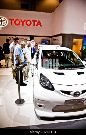 Toyota Aygo Crazy sur le Stand Toyota au Salon de l'excel de Londres Banque D'Images