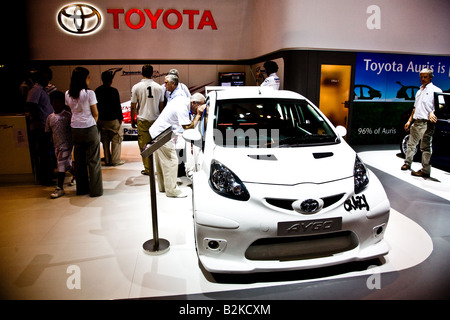 Toyota Aygo Crazy sur le Stand Toyota au Salon de l'excel de Londres Banque D'Images