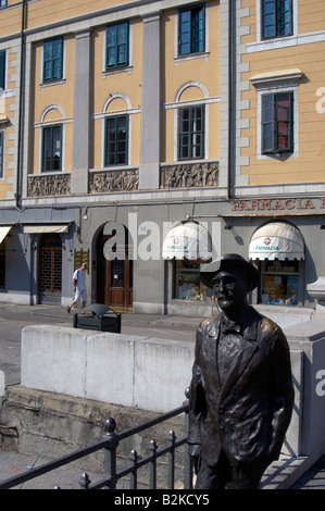 Statue de l'écrivain James Joyce à Trieste Italie Banque D'Images
