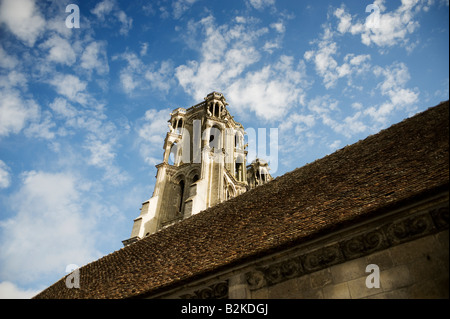 Les tours de la cathédrale de Laon Picardie France Banque D'Images