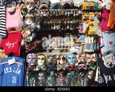 Stand cadeaux dans la place Saint Marc, Venise Banque D'Images