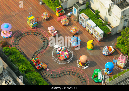 Aire de jeux sur le toit au magasin Takashimaya (antenne), Yokohama JP Banque D'Images