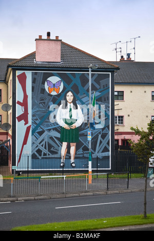 La mort d'Innocence murale, commémorant la mort d'Annette McGavigan, par les artistes Bogside, Bogside, Derry, Irlande du Nord Banque D'Images
