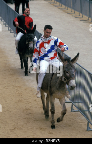 Fête de saint Joseph et de l'âne palio, Torrita di Siena, Italie Banque D'Images