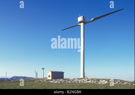 Moulins à vent power energy, Palinuro, Italie Banque D'Images