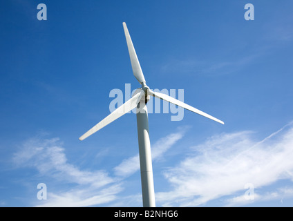 Une éolienne Vestas diversifiée fournissant l'énergie renouvelable au parc Clough de charbon, près de Cliviger, Burnley, Lancashire, Angleterre Banque D'Images