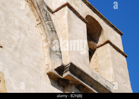 Détail de l'architecture du clocher à la basilique Carmel Mission en Californie Banque D'Images