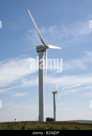 Les éoliennes Vestas fournissant diverses sources d'énergie renouvelables à Coal Clough, éoliennes, près de Cliviger Burnley, Lancashire, Angleterre Banque D'Images