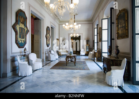 Chambre ornée dans le musée de la ville le Palacio de los Capitanes Generales La Habana Vieja Cuba La Havane Banque D'Images