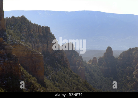 Les roches rouges de Sedona Arizona surround Banque D'Images