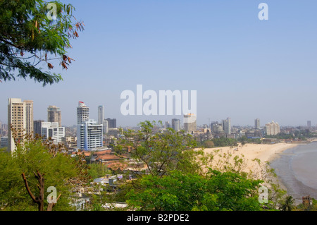 Une vue aérienne de Chowpatty beach et la ville de Mumbai à partir du point d'observation à Kamala Nehru Park. Banque D'Images