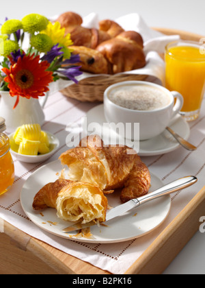 Petit déjeuner sur un plateau de nourriture éditoriale Banque D'Images