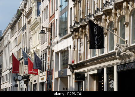 Boutiques de mode et des bijouteries boutiques dans Old Bond Street London England Banque D'Images