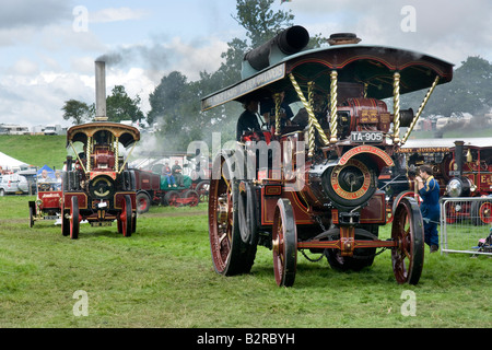 Showman's Road locomotives dans la machine à vapeur et de Masham orgue juste Rally, North Yorkshire Banque D'Images