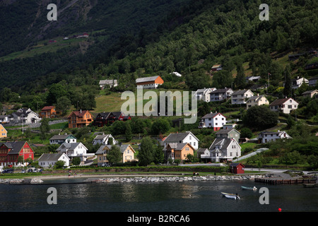 Aurlandsfjorden Tysse Norvège ville vue générale Banque D'Images