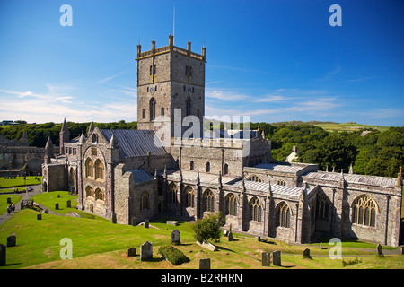 La Cathédrale de St David's, St David's, Pembrokeshire, pays de l'ouest du pays de Galles, Royaume-Uni Banque D'Images