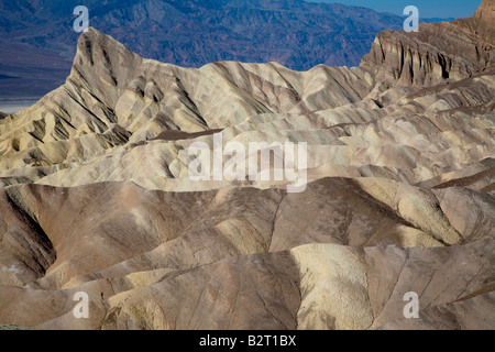 Vue sur les Badlands, vallée de la mort de Zabriskie Point, California USA Banque D'Images