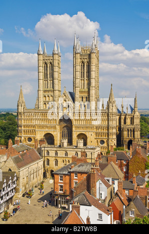 La face avant de la cathédrale de Lincoln Excheckrgate Lincoln Lincolnshire England UK GB EU Europe Banque D'Images