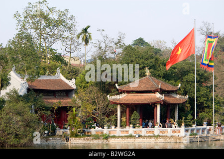 La montagne de jade Ngoc Son Temple dans le lac Hoan Kiem Hanoi Vietnam Banque D'Images