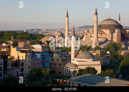 Portrait d'Aya Sofya, Sancta Sophia à Sultanahmet, un site du patrimoine mondial de l'UNESCO a désigné à Istanbul, Turquie Banque D'Images