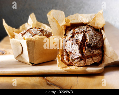 Miches de pain de seigle charcuteries artisanales Banque D'Images