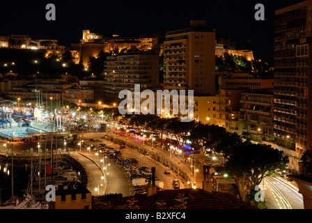 Vue sur Monaco la nuit Banque D'Images