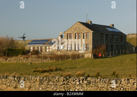 Une éolienne micro installé à Langdon Beck Youth Hotel, Durham Co. Banque D'Images