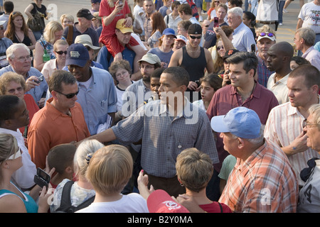 Le sénateur américain Barak Obama faire campagne pour le président à Iowa State Fair à Des Moines (Iowa) Banque D'Images