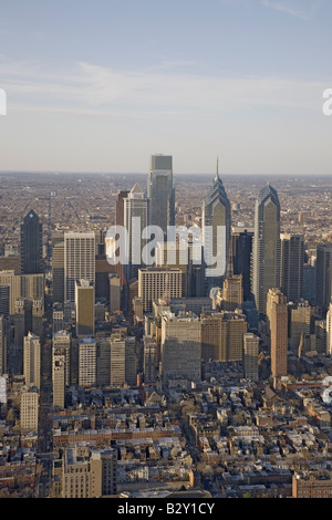 Le coucher de soleil sur Philiadelphia aérienne, New York, la ville de l'amour fraternel Banque D'Images