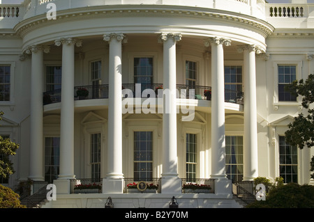 Les piliers de la portique sud de la Maison Blanche, le balcon Truman, à Washington, DC, le 7 mai 2007 Banque D'Images