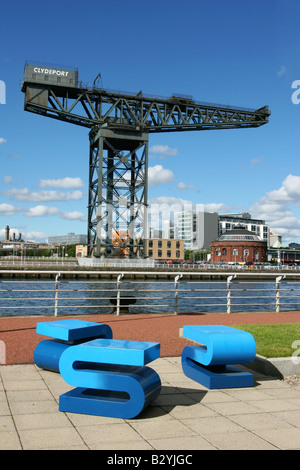 L'Finnieston Crane sur la rivière Clyde Banque D'Images