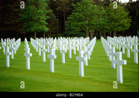 Au-dessus des tombes de guerre américain d'Omaha Beach, dans le nord de la France Banque D'Images