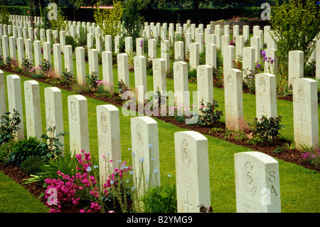 Des sépultures de guerre britannique près de Omaha Beach, dans le nord de la France Banque D'Images